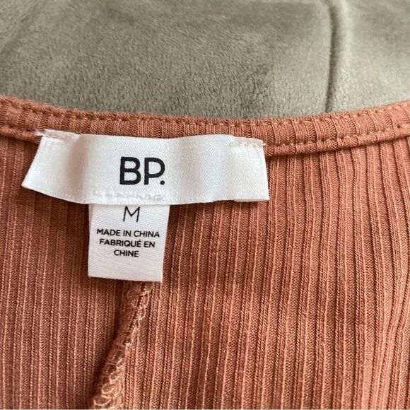 NWT BP ribbed shirt dress with tie front in tan mocha size medium - Picture 3 of 7